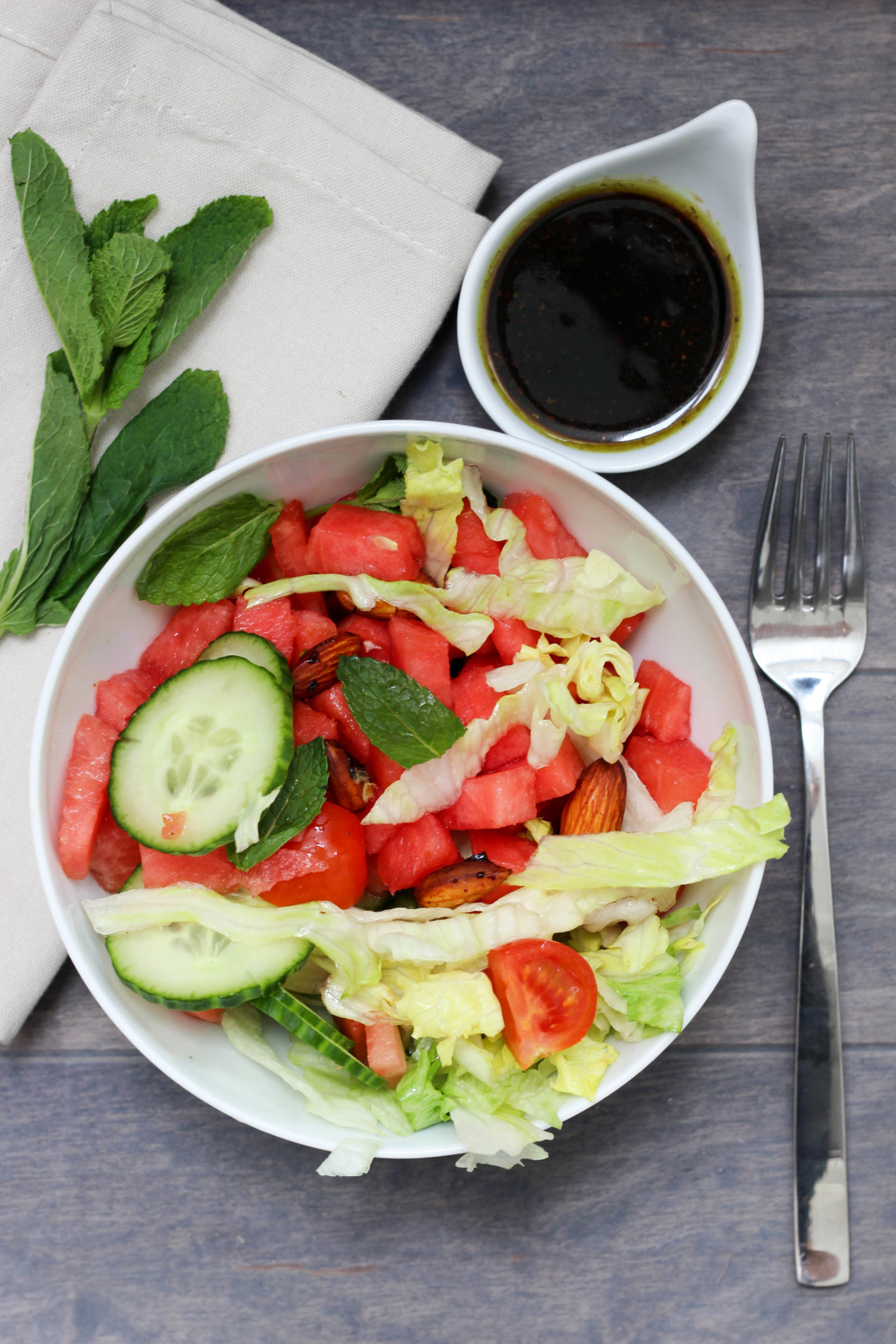 Homespa – Vegan – Wassermelonen – Bowl – Balsamico Dressing – Minze – Rauchmandeln-Clean Eating, Powerfood,