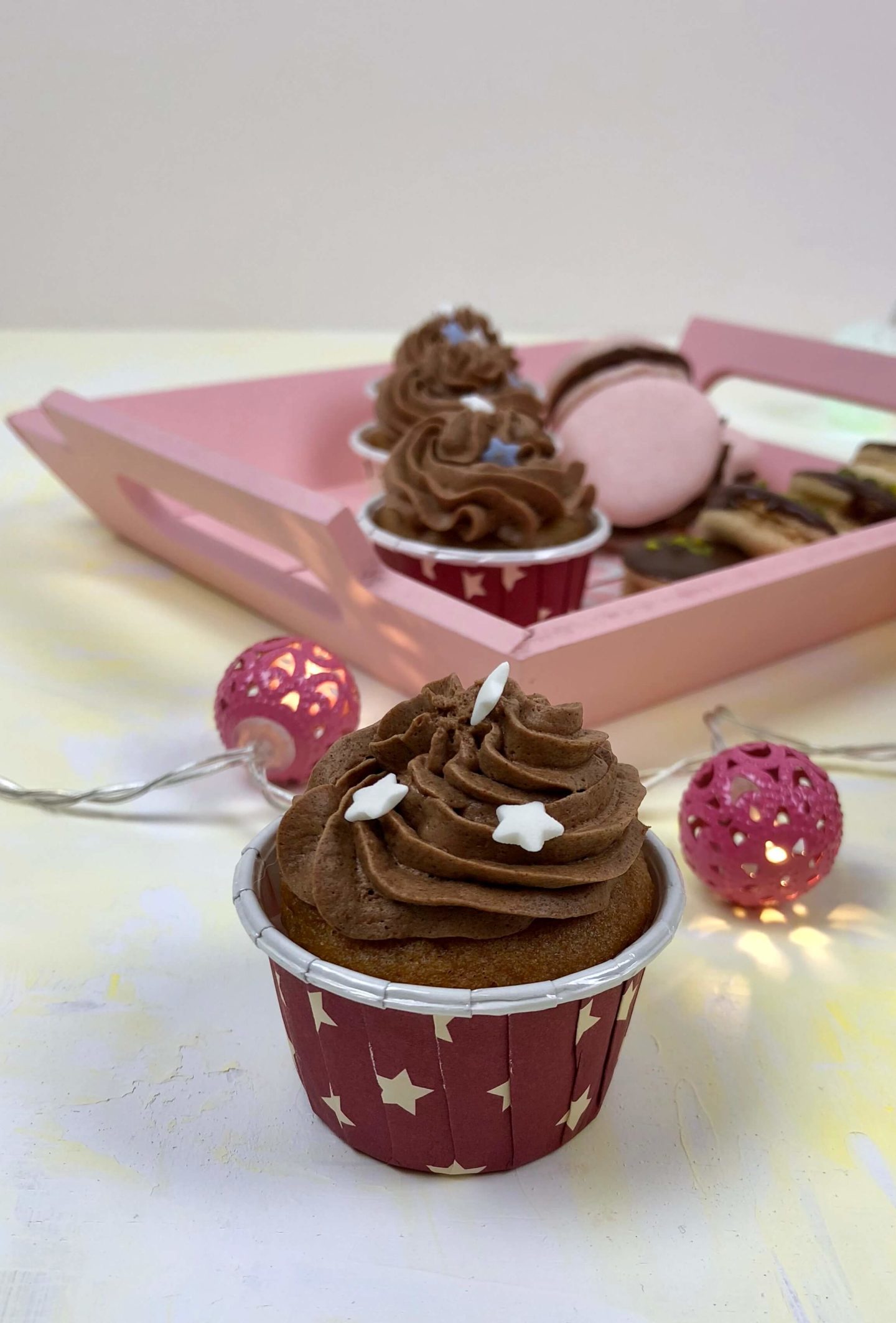 @bellasvegankitchen– Vegane Marzipan Cupcakes mit Lebkuchenmousse -Weihnachten- Vegane Ananas Kokos Herzen-Kekse-Dein HomeSpa – Food & Lifestyleblog aus dem Mostviertel