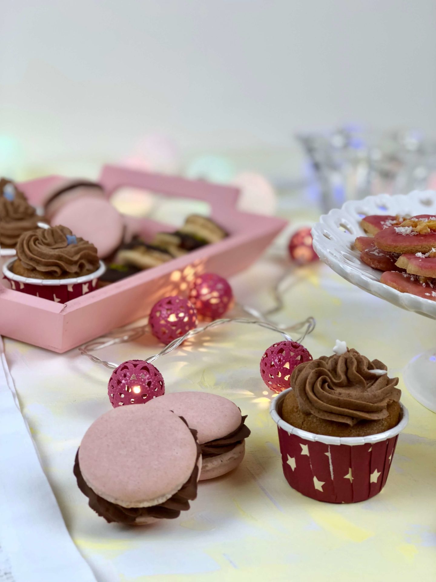 @bellasvegankitchen- Vegane Marzipan Cupcakes mit Lebkuchenmousse -Weihnachten- Vegane Muffin-Vegane Kekse–Gastbloggerin-Dein HomeSpa – Food & Lifestyleblog aus dem Mostviertel