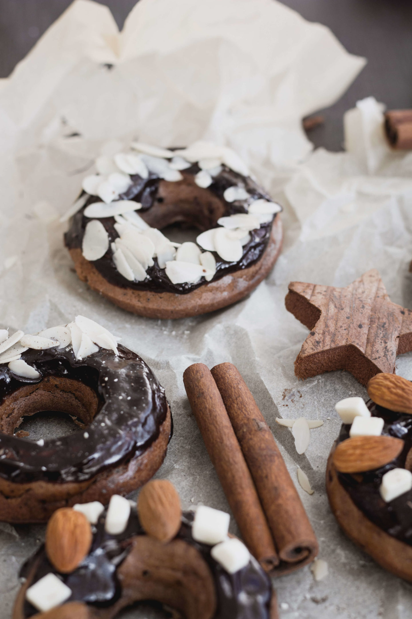 Vegane Donuts-ohne Hefe-Homemade-Winter- Soulfood- Schokolade- Vanille- Rum- Ofendonuts-Dein HomeSpa – Food & Lifestyleblog aus dem Mostviertel